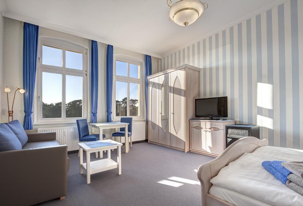 Hotel Villa Seeschloesschen Heringsdorf  Exterior photo