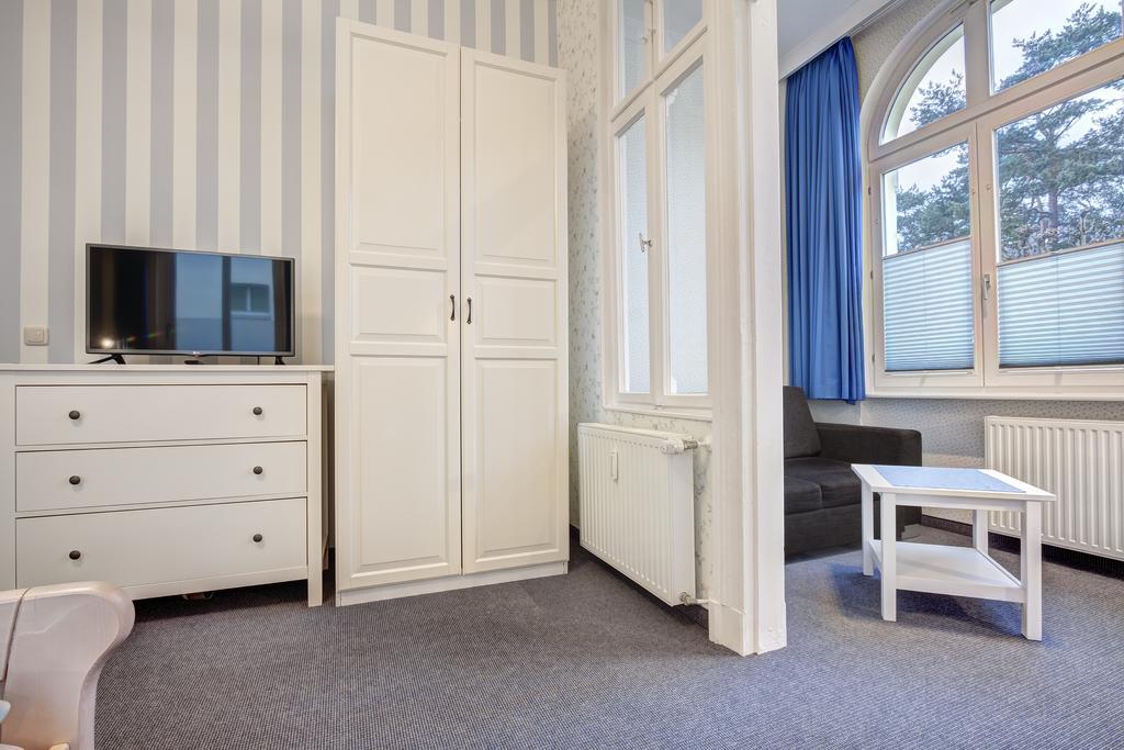 Hotel Villa Seeschloesschen Heringsdorf  Exterior photo