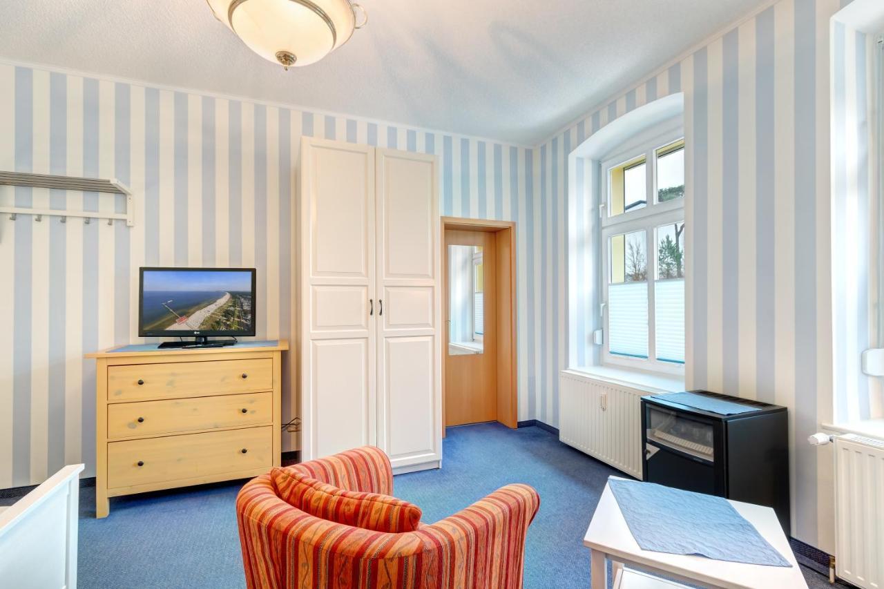 Hotel Villa Seeschloesschen Heringsdorf  Exterior photo
